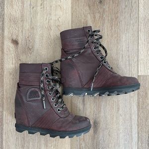 SOREL Joan of Arc wedge boot